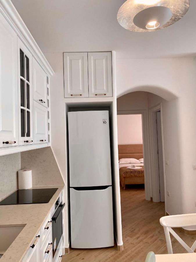 Luxury Sea Side Apartment Vlore