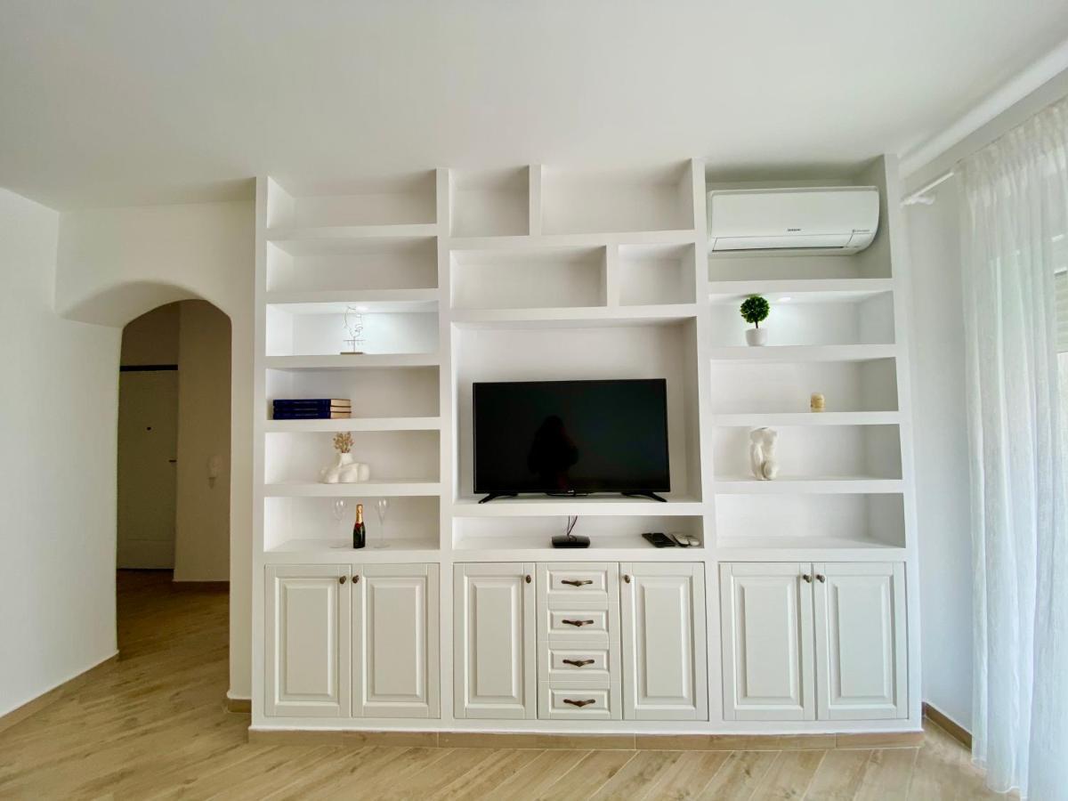 Apartment Luxury Sea Side Vlore